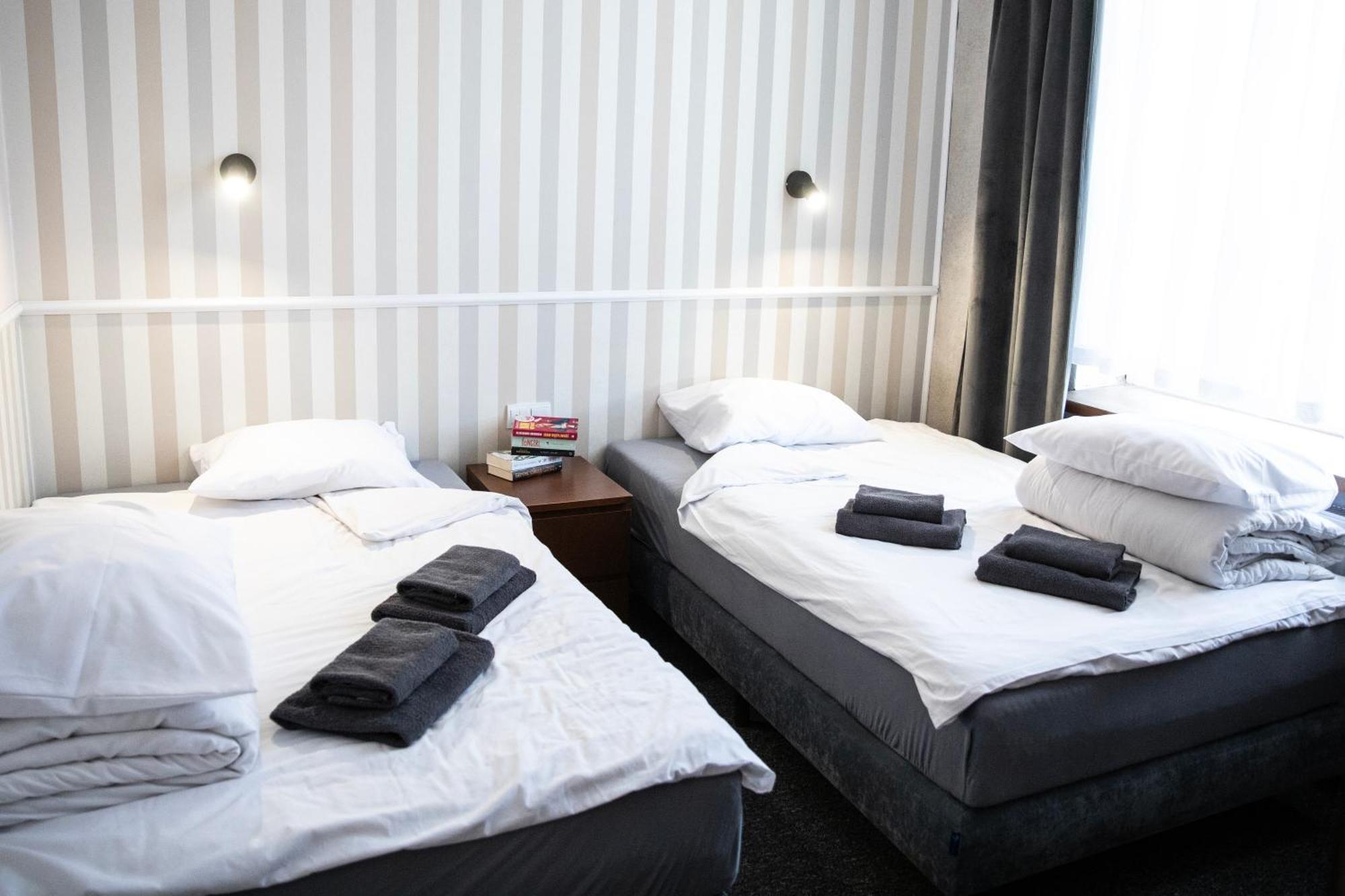 New Adler Bed & Breakfast Łódź Esterno foto