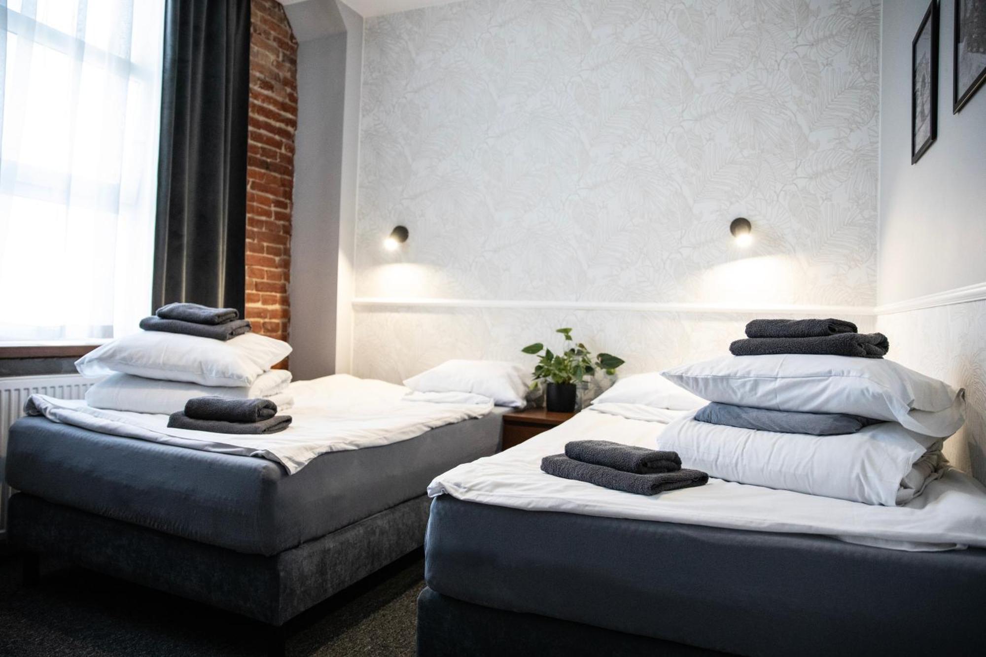 New Adler Bed & Breakfast Łódź Esterno foto