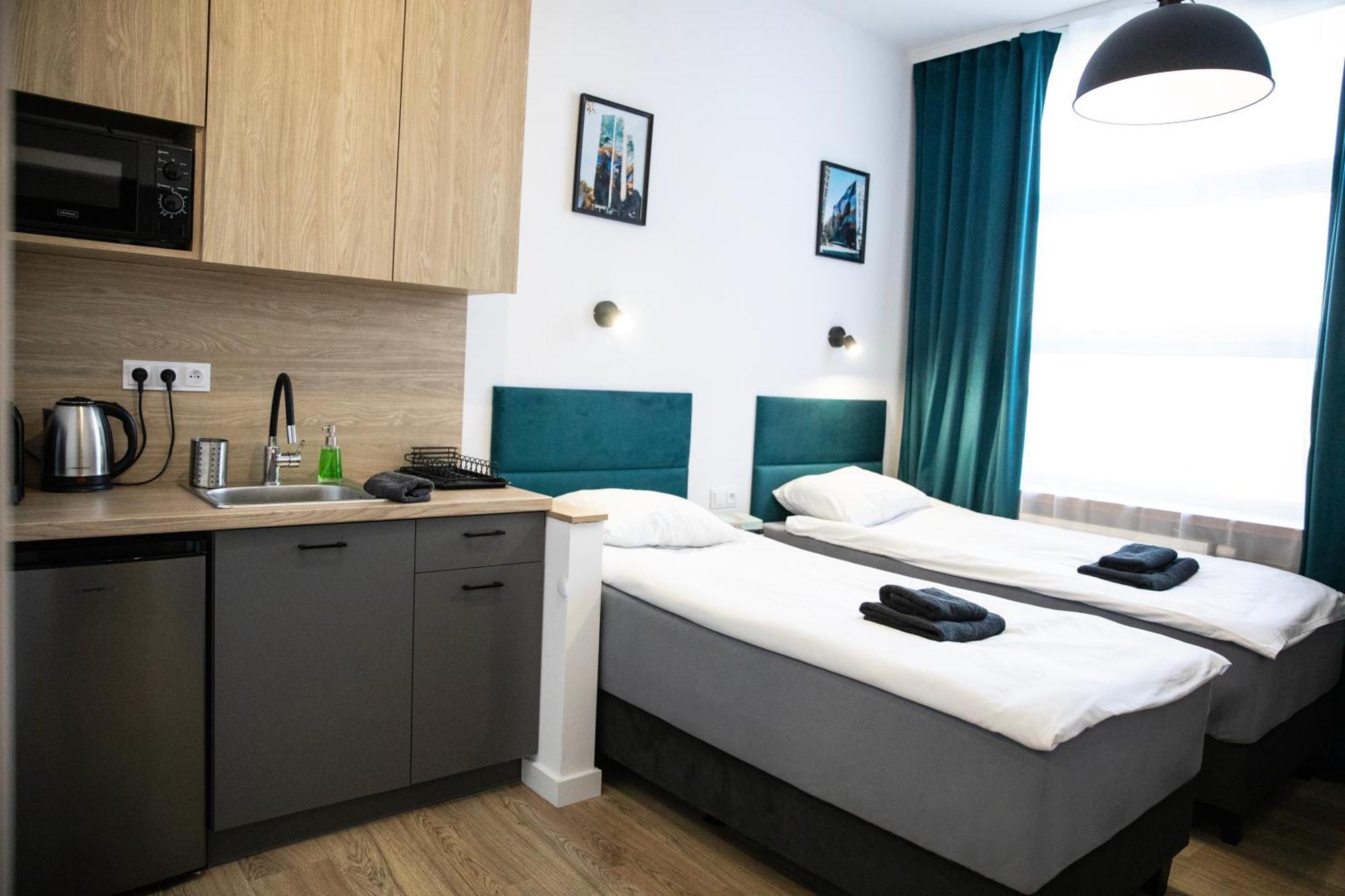 New Adler Bed & Breakfast Łódź Esterno foto