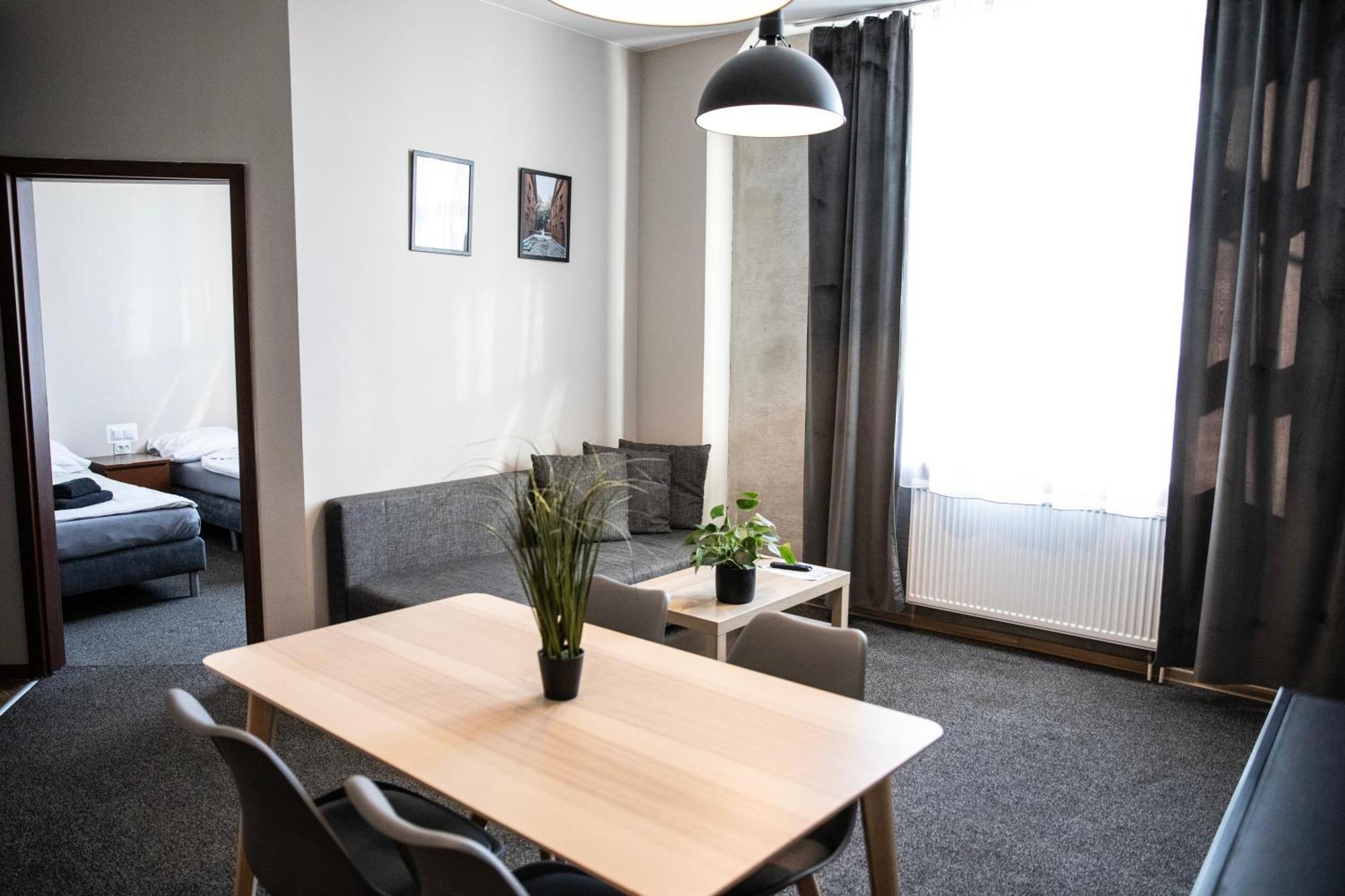 New Adler Bed & Breakfast Łódź Esterno foto