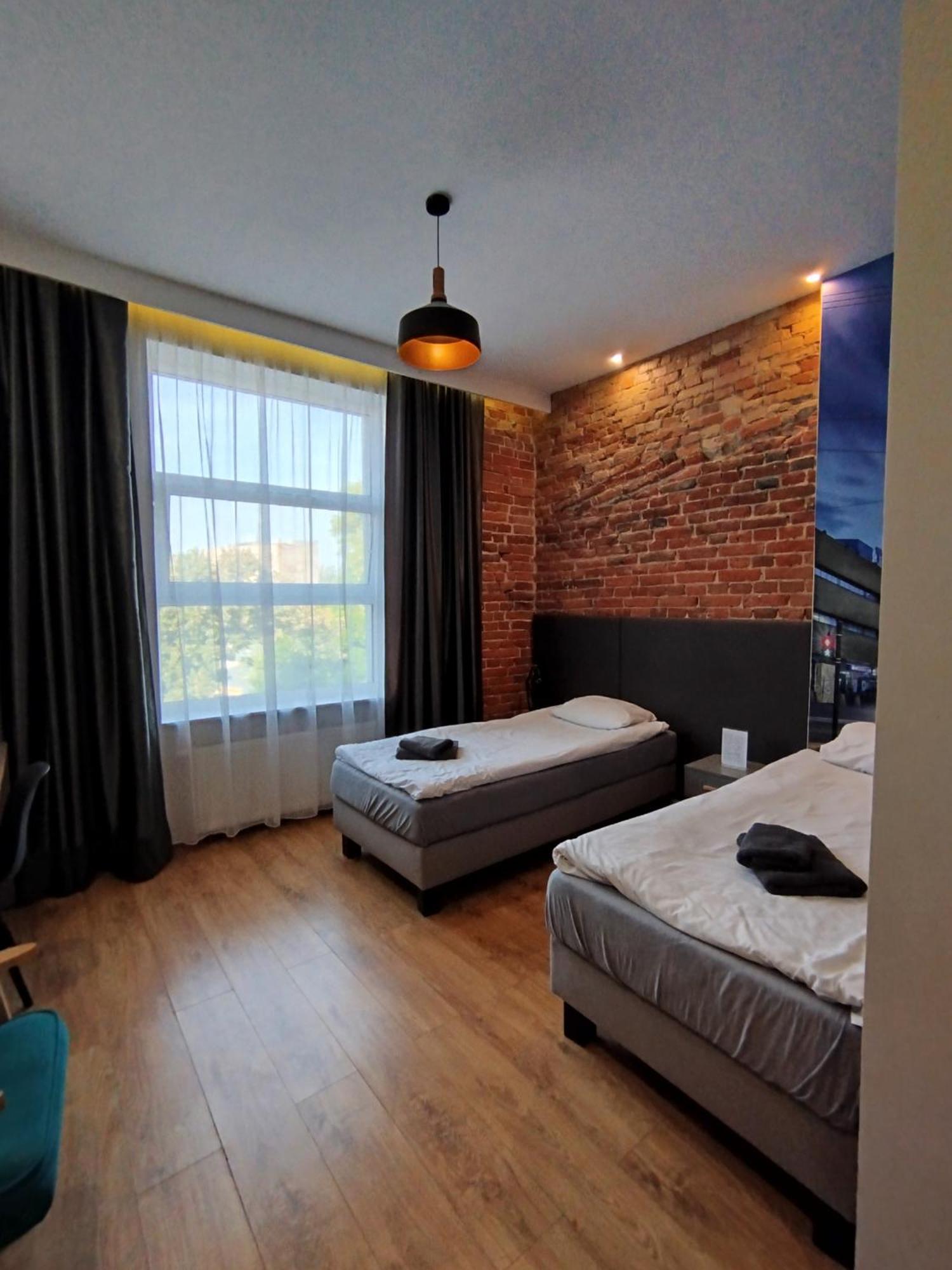 New Adler Bed & Breakfast Łódź Esterno foto