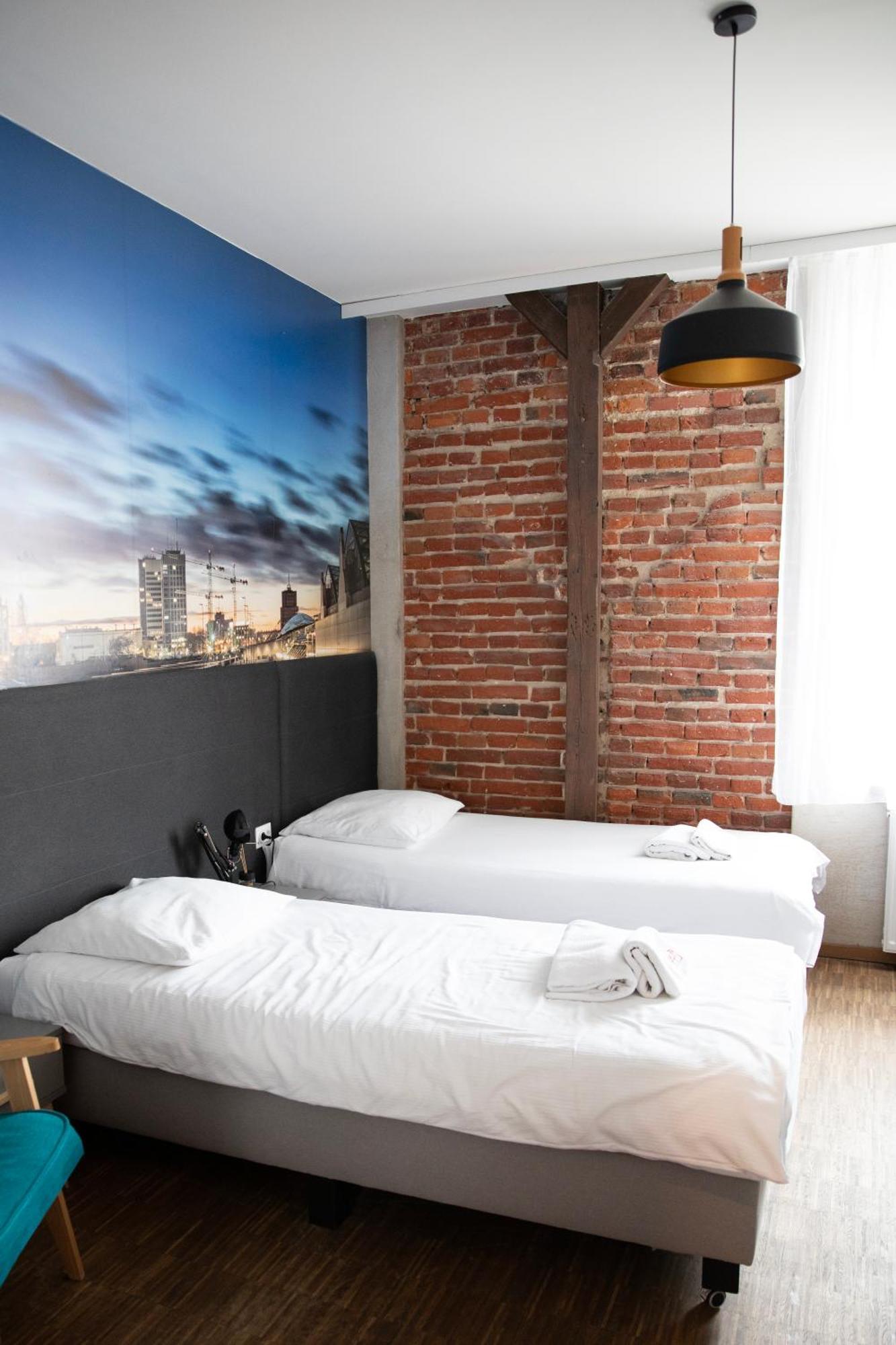 New Adler Bed & Breakfast Łódź Esterno foto